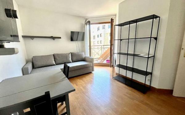 Appartement à louer    2 pièces • 21,14 m2 Levallois-Perret