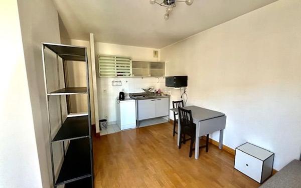 Appartement à louer    2 pièces • 21,14 m2 Levallois-Perret