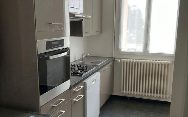 Appartement à vendre    4 pièces • 86,89 m2 Rives
