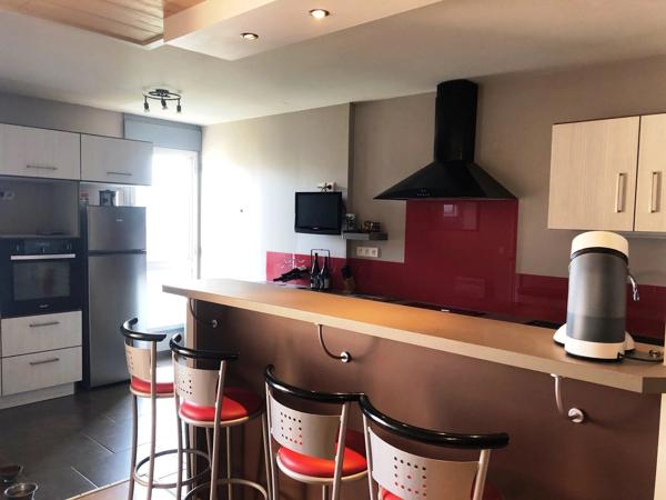 Location                                                      Appartement
                        
                     3 pièces                      69 m2                     à Rodez