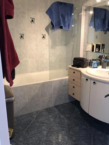 Location                                                      Appartement
                        
                     3 pièces                      69 m2                     à Rodez