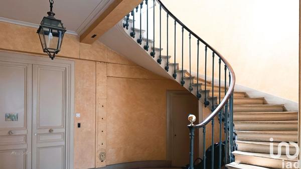 Appartement 5 pièces de 104 m² à Paris (75011)