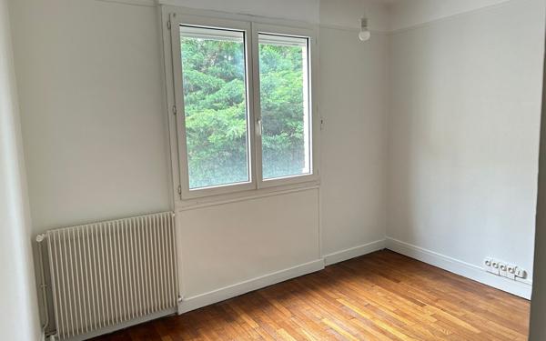 Appartement à louer    3 pièces • 58,67 m2 Châtillon