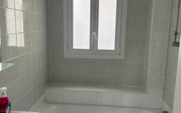 Appartement à louer    3 pièces • 58,67 m2 Châtillon