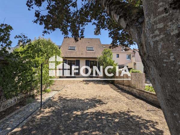 Location Maison 4 pièces 75 m² - 22 rue de l'Egalité Le Mans 72000