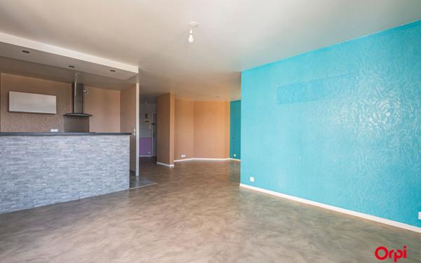 Appartement à vendre    3 pièces • 77 m2 Reims