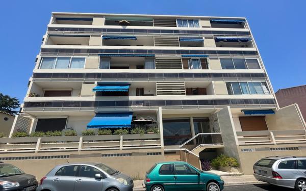 Appartement à vendre    2 pièces • 41 m2 Hyères