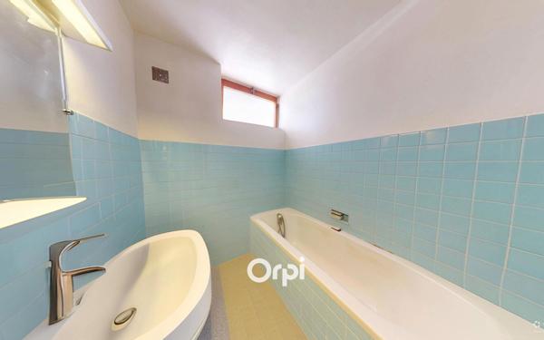 Appartement à vendre    2 pièces • 41 m2 Hyères