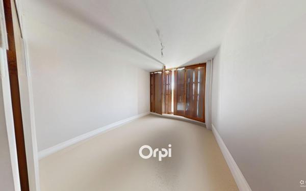 Appartement à vendre    2 pièces • 41 m2 Hyères