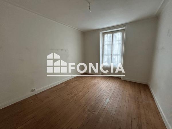Location Appartement 4 pièces 75.09 m² - 11 RUE URVOY DE ST BEDAN Nantes 44000