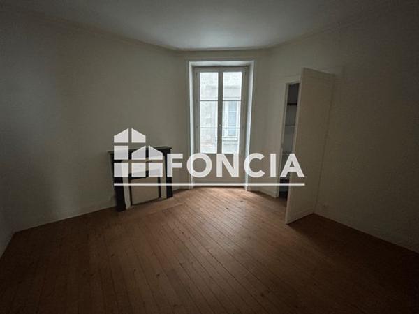 Location Appartement 4 pièces 75.09 m² - 11 RUE URVOY DE ST BEDAN Nantes 44000