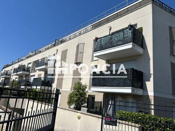 À vendre Appartement 2 pièces 43 m² - Pontault-combault 77340