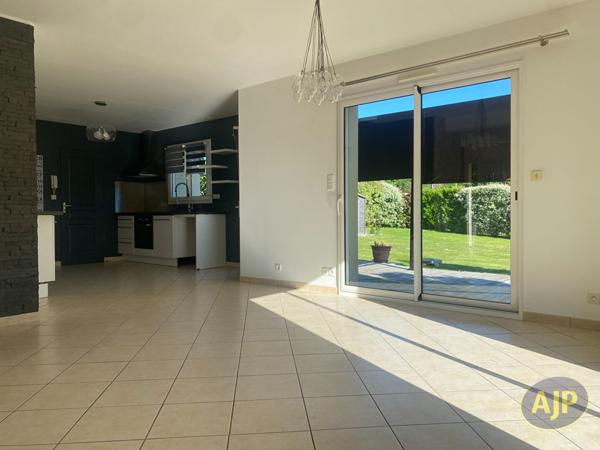 Location maison Vigneux De Bretagne : 1 397 € - AJP Immobilier Saint Herblain