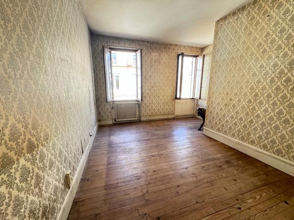 Maison à VALENCE D'AGEN (82)