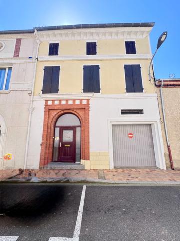 Maison à VALENCE D'AGEN (82)