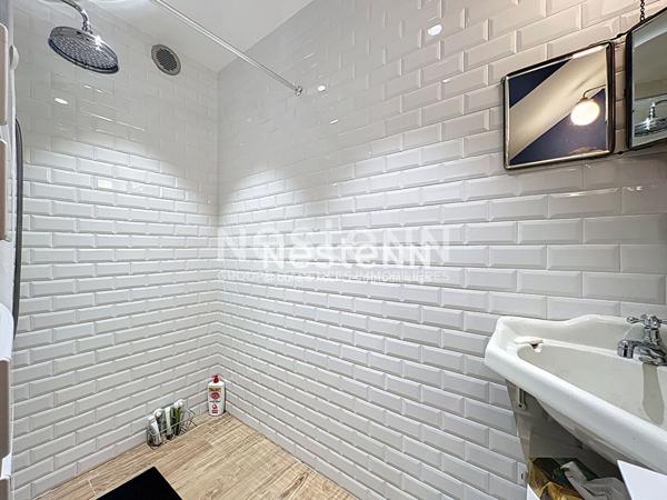 GOLFE JUAN - Maison 103m² - 5 pièces - Garage - Proche plages - Sud - Jardin et Jacuzzi