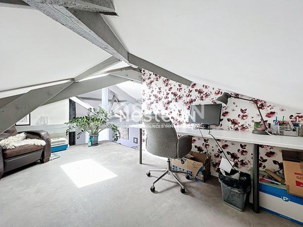 GOLFE JUAN - Maison 103m² - 5 pièces - Garage - Proche plages - Sud - Jardin et Jacuzzi