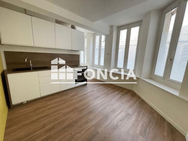 Location Studio 28.5 m² - 31 RUE SAINT NICOLAS Nancy 54000