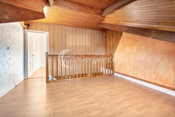 Maison
                                                                                                                                                                                                                                                                                                                        4 pièce(s)                                                                                                                                                                                                          2 chambre(s)                                                                                                                                                                                                          85  m²