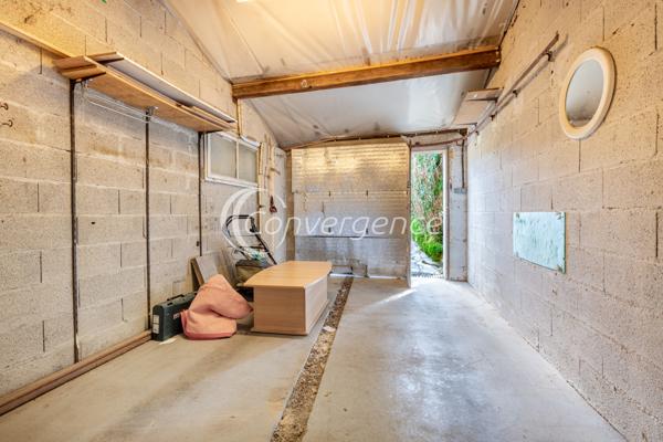 Maison
                                                                                                                                                                                                                                                                                                                        4 pièce(s)                                                                                                                                                                                                          2 chambre(s)                                                                                                                                                                                                          85  m²