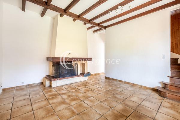Maison
                                                                                                                                                                                                                                                                                                                        4 pièce(s)                                                                                                                                                                                                          2 chambre(s)                                                                                                                                                                                                          85  m²