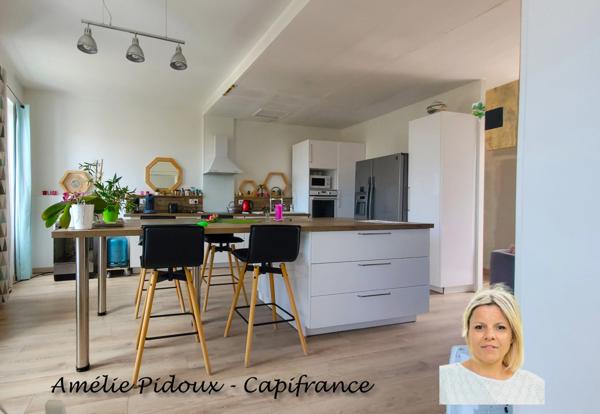 Surgères maison 4 pièces avec dépendances et piscine