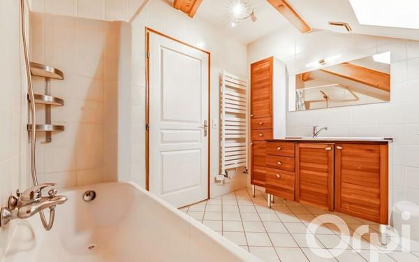 Maison à vendre    5 pièces • 150 m2 Veigy-Foncenex