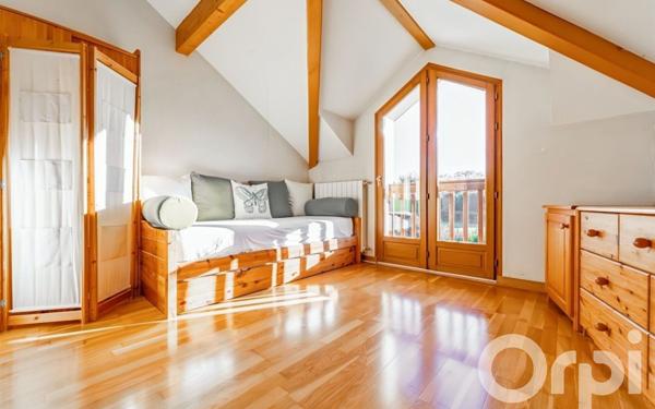 Maison à vendre    5 pièces • 150 m2 Veigy-Foncenex