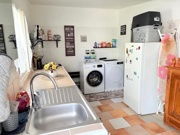 EXCLUSIVITE Maison de plain pied 98 m2 3 chambres dans le centre de CHERAC  17610