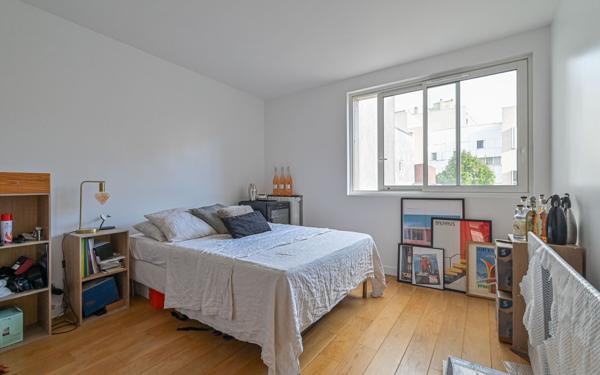 Appartement à vendre    3 pièces • 63 m2 Paris 18