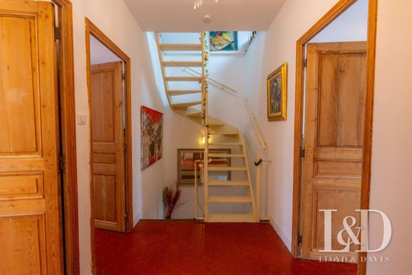 Village de l'Estaque-13006-Marseille - Rare- Maison de ville rénovée avec charme.