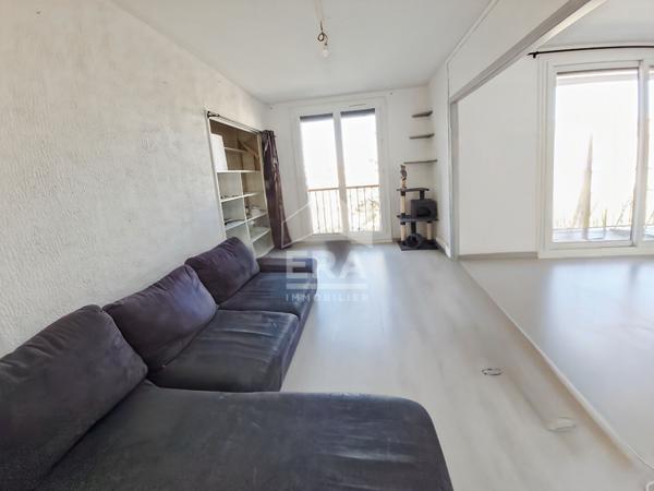 Appartement Salon De Provence 5 pièce(s) 90 m2