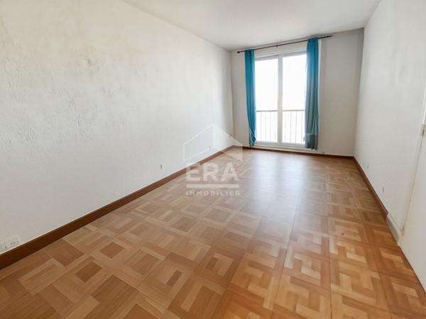 Appartement Salon De Provence 5 pièce(s) 90 m2