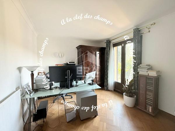 Maison Gometz Le Chatel 7 pièce(s) 188 m2