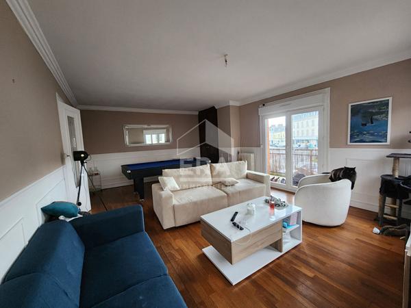 Appartement spacieux de 4 pièces, 106 m² Centre-ville