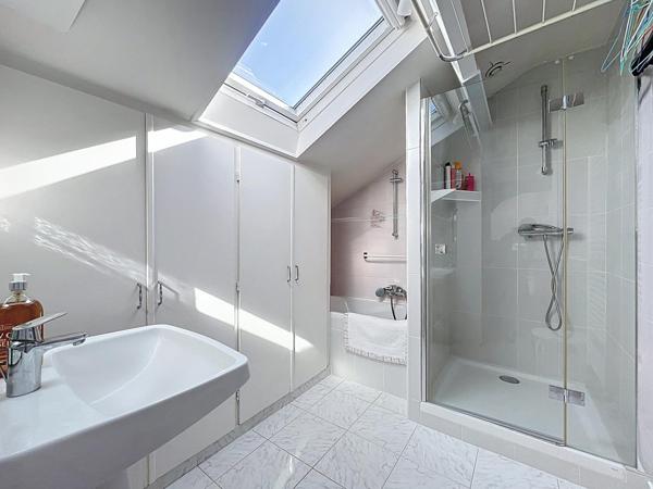 Maison 183m² 4 chambres sur grand terrain arboré
