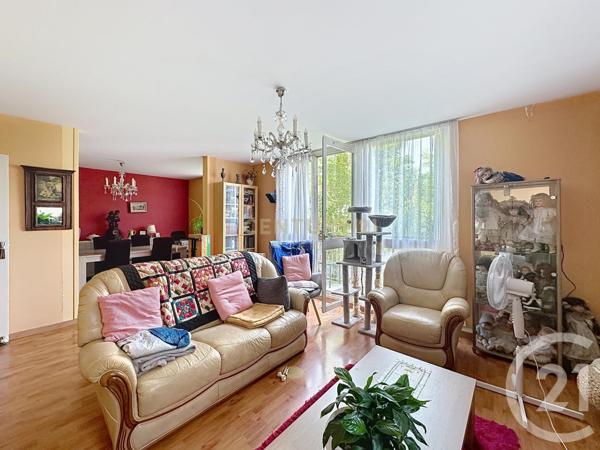 Appartement F5 à vendre  5 pièces - 96,73 m2 NOISY LE GRAND - 93