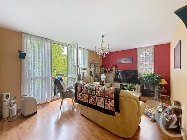Appartement F5 à vendre  5 pièces - 96,73 m2 NOISY LE GRAND - 93