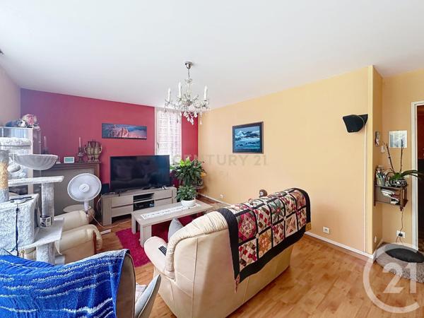 Appartement F5 à vendre  5 pièces - 96,73 m2 NOISY LE GRAND - 93