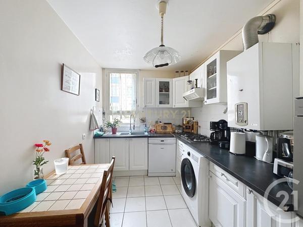 Appartement F5 à vendre  5 pièces - 96,73 m2 NOISY LE GRAND - 93