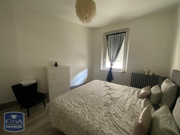 Appartement à louer 4 pièces 90.76m²