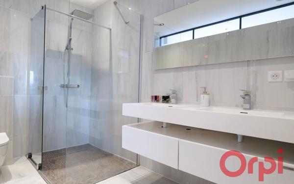 Maison à vendre    4 pièces • 190 m2 Creuzier-le-Vieux