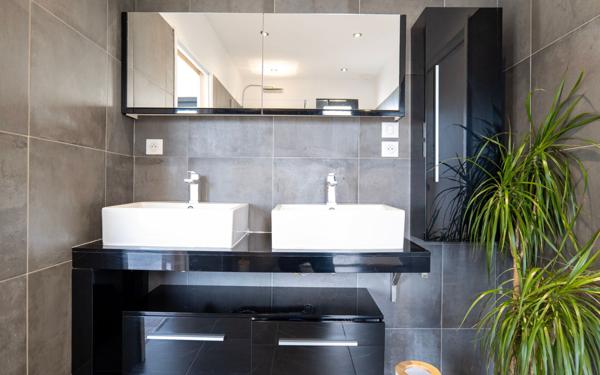 Maison à vendre    4 pièces • 190 m2 Creuzier-le-Vieux