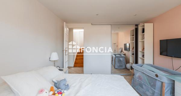 À vendre Maison 5 pièces 138 m² - Paris 75019