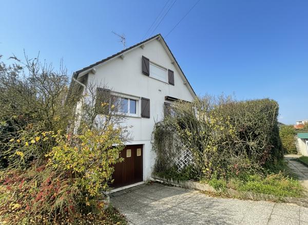 Maison à vendre à Luce - 5 pièces avec jardin