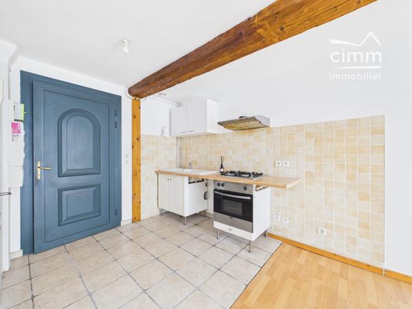 38140 - RIVES / Centre ville