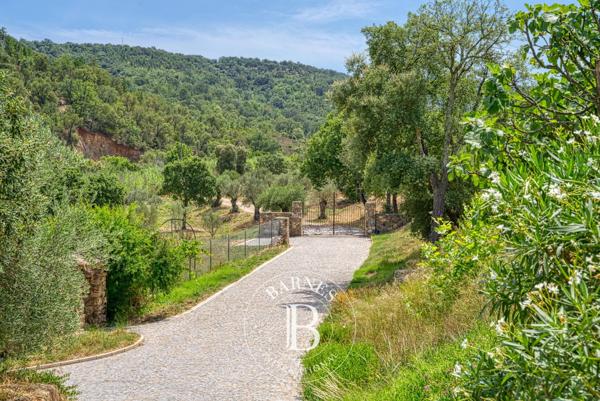 Sainte-Maxime, Propriété 6 Chambres -  450 m² à vendre