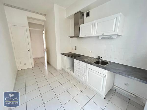 Appartement à louer 3 pièces 71.04m²