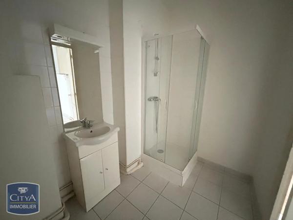 Appartement à louer 3 pièces 71.04m²