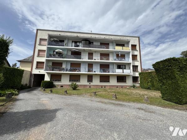 LISIEUX au rez-de-chaussée d'une rue et d'une résidence calmes Appartement 87m², 2 chambres + garage
